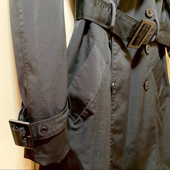 Beautiful Belted Trench Coat - Picture 3 of 5